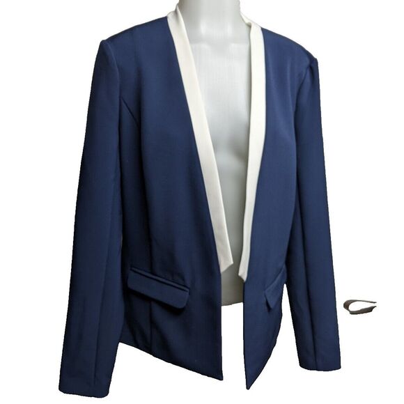 Project Runway Blazer Women Size Medium Navy Blue w/White Trim Jacket  M - Picture 1 of 8